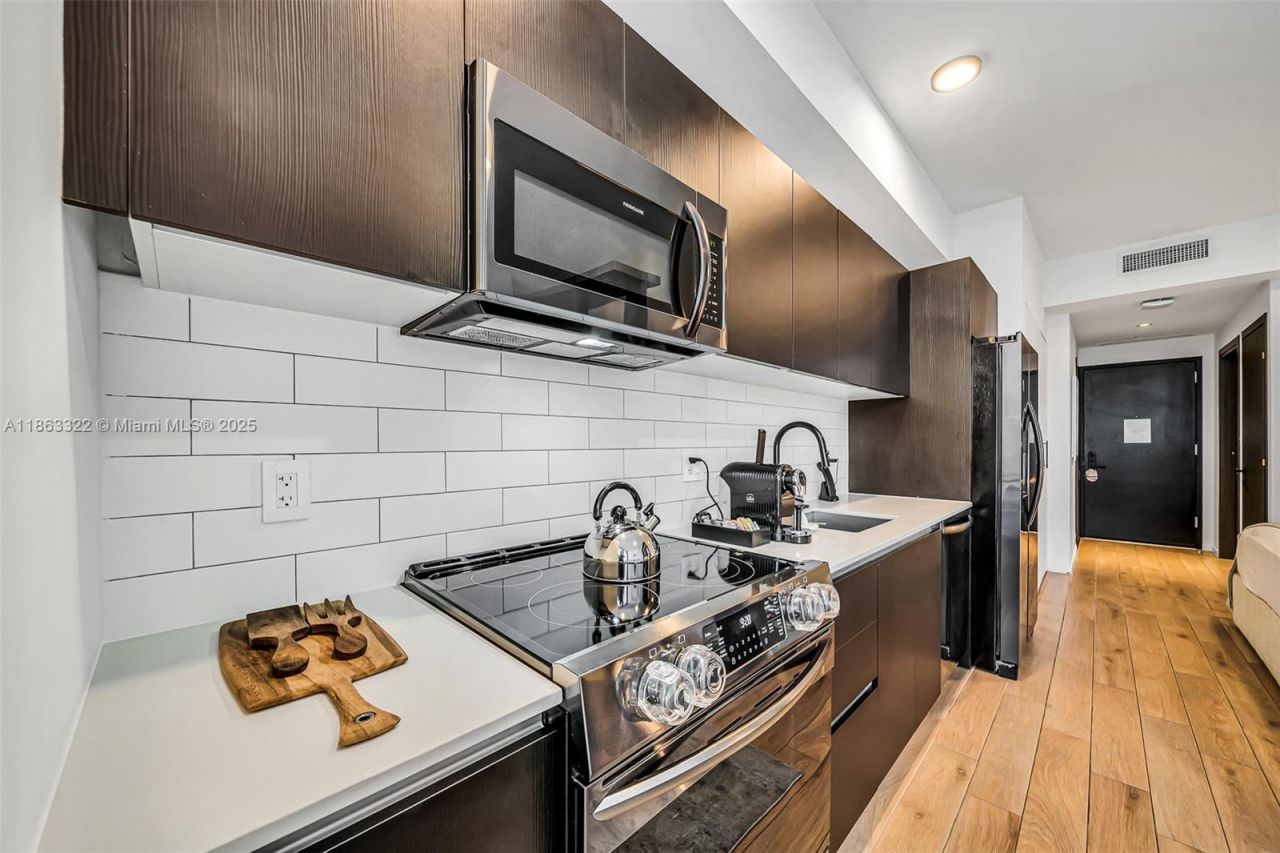 398 NE 5, Unit 4416, Miami, FL 33132 Photo