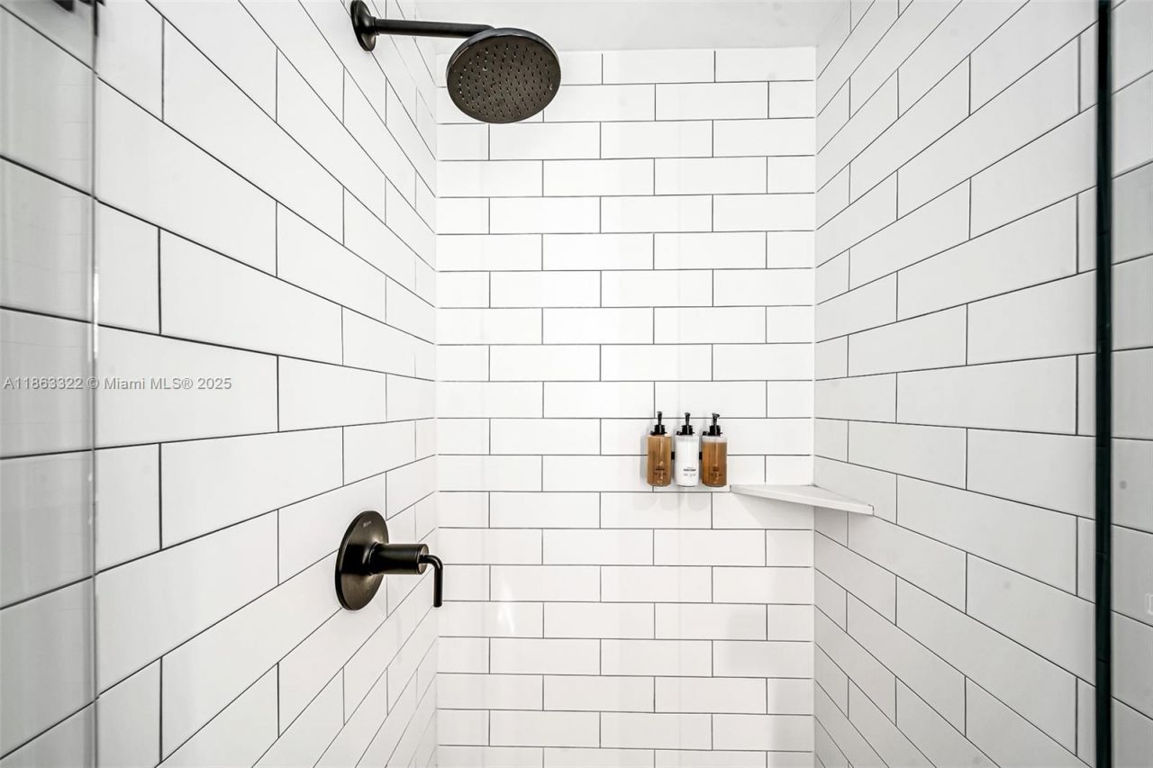 398 NE 5, Unit 4416, Miami, FL 33132 Photo