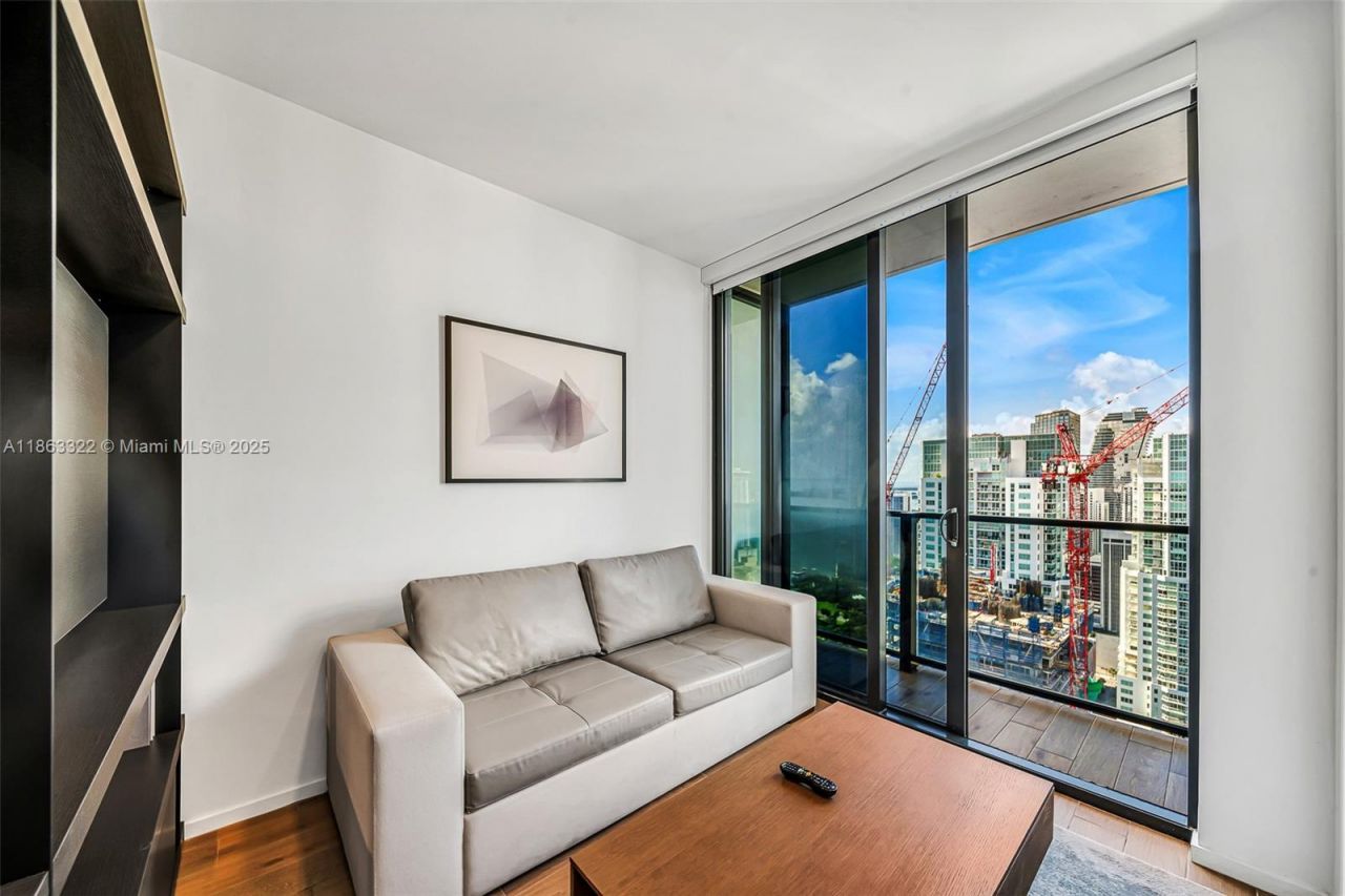 398 NE 5, Unit 4416, Miami, FL 33132 Photo