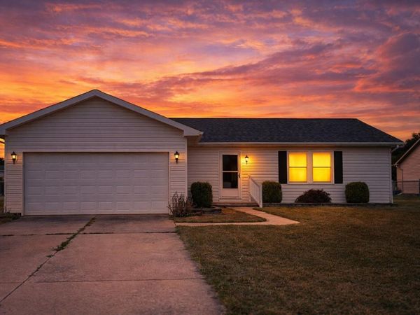 1034 Eleanor Avenue, Piqua, OH 45356