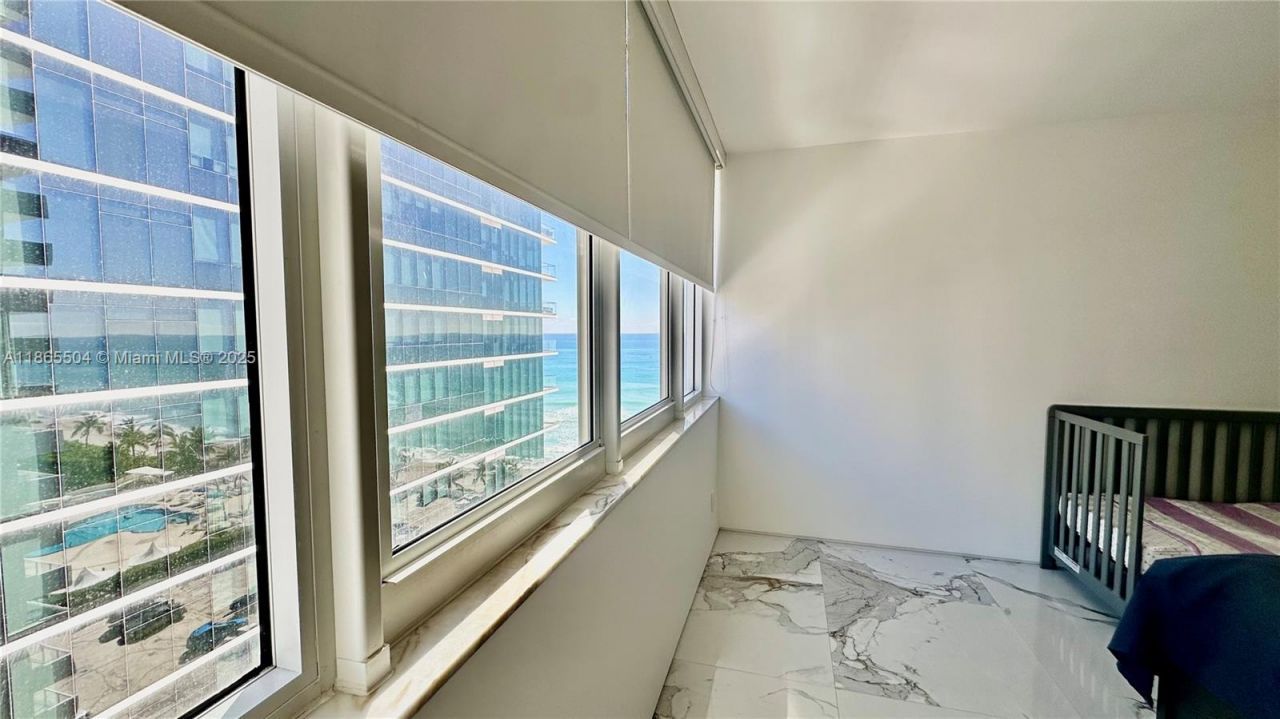 2030 S Ocean Dr, Unit 1022, Hallandale Beach, FL 33009 Photo
