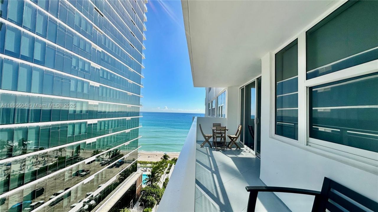 2030 S Ocean Dr, Unit 1022, Hallandale Beach, FL 33009 Photo