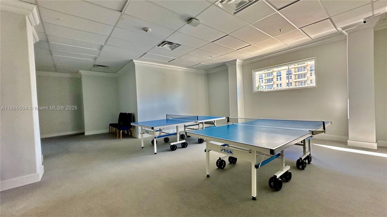 2030 S Ocean Dr, Unit 1022, Hallandale Beach, FL 33009 Photo