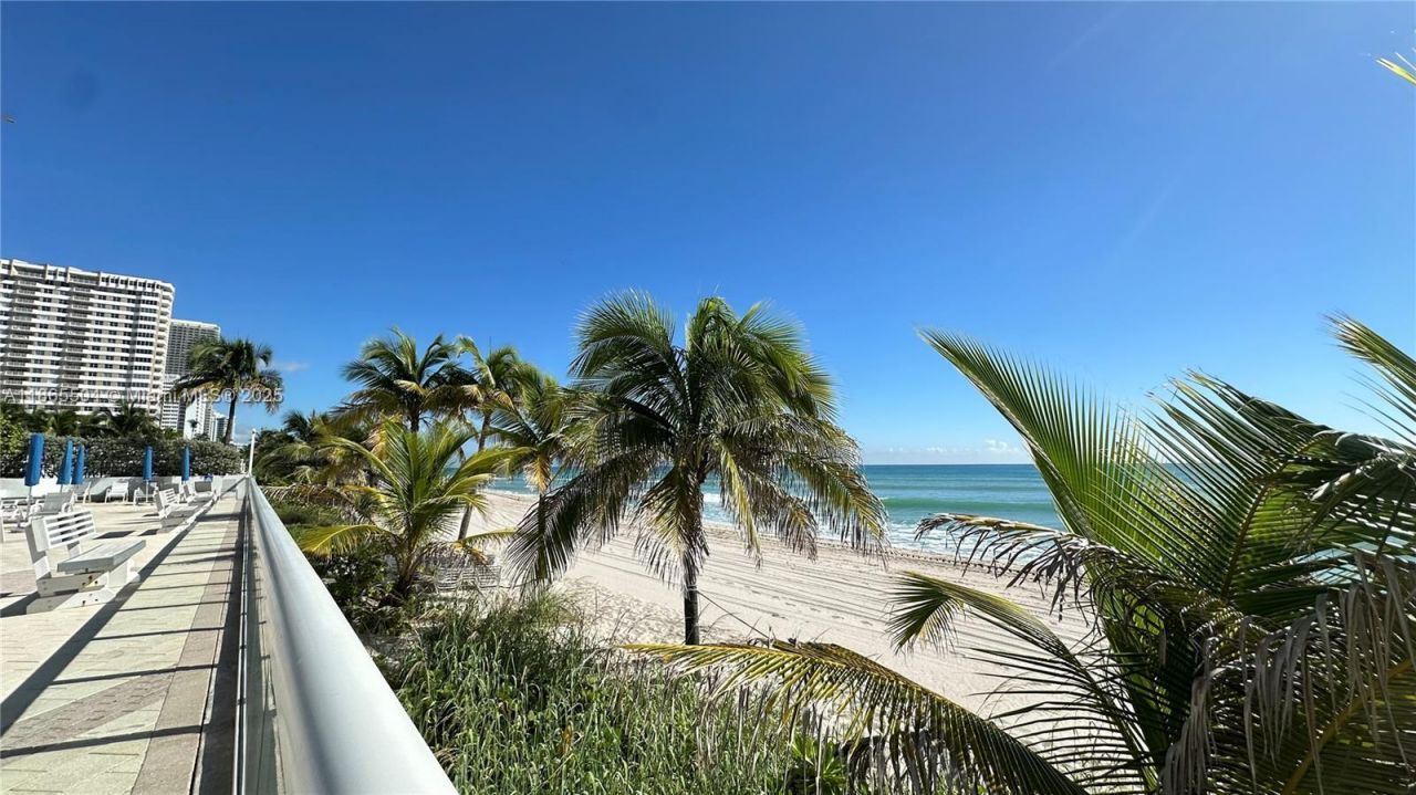 2030 S Ocean Dr, Unit 1022, Hallandale Beach, FL 33009 Photo