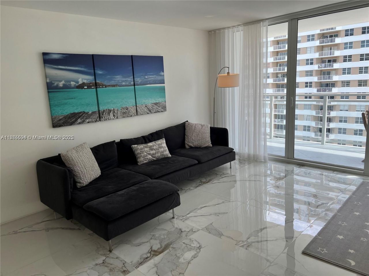 2030 S Ocean Dr, Unit 1022, Hallandale Beach, FL 33009 Photo