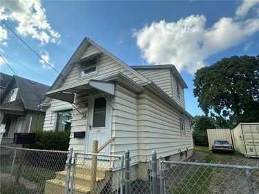 38 Sobieski Street, Rochester, NY 14621