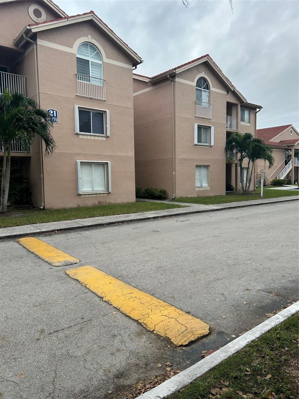 15770 SW 104th Terrace, Unit 304, Miami, FL 33196 Photo