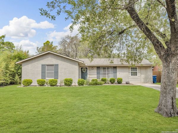 8211 Berrycreek, San Antonio, TX 78218