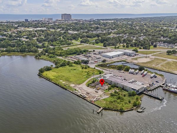 540 Bayview Avenue, Biloxi, MS 39530