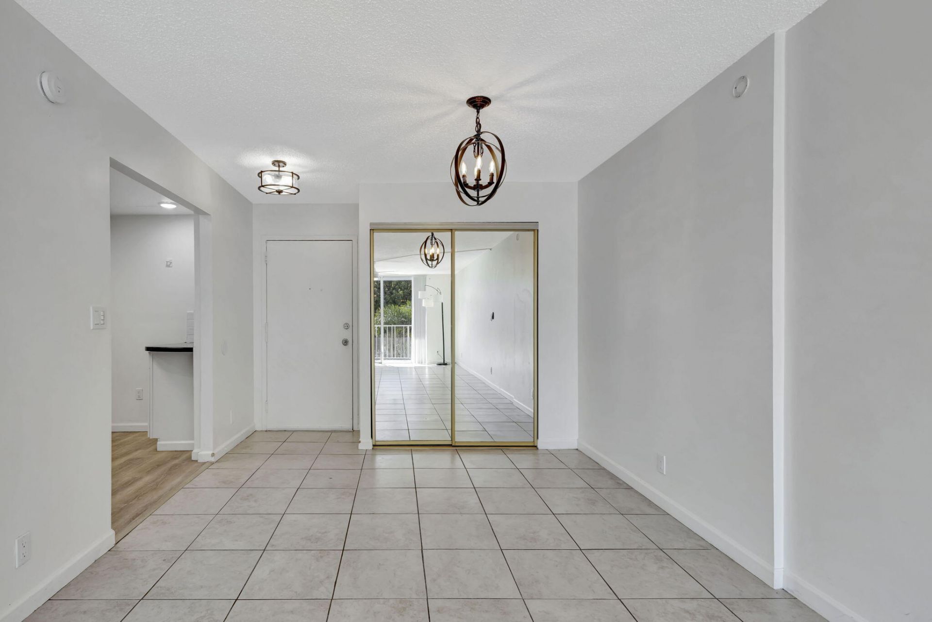 500 Executive Center Drive, Unit 3-J, West Palm Beach, FL 33401 Photo