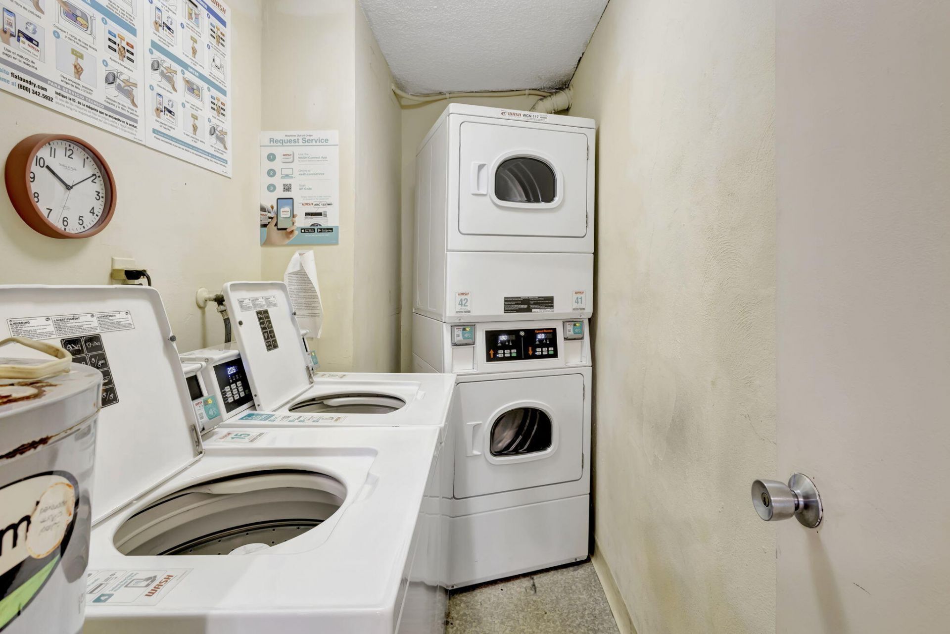 500 Executive Center Drive, Unit 3-J, West Palm Beach, FL 33401 Photo