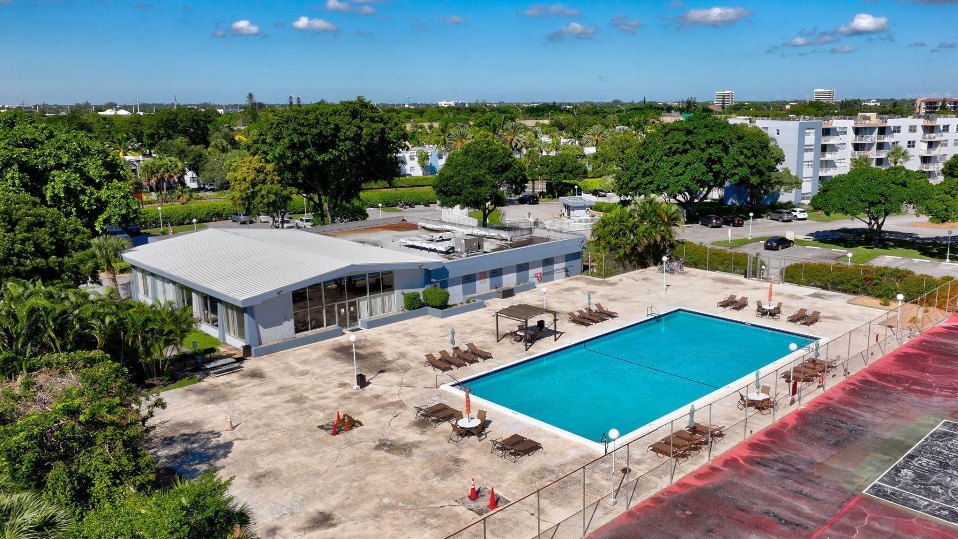 500 Executive Center Drive, Unit 3-J, West Palm Beach, FL 33401 Photo