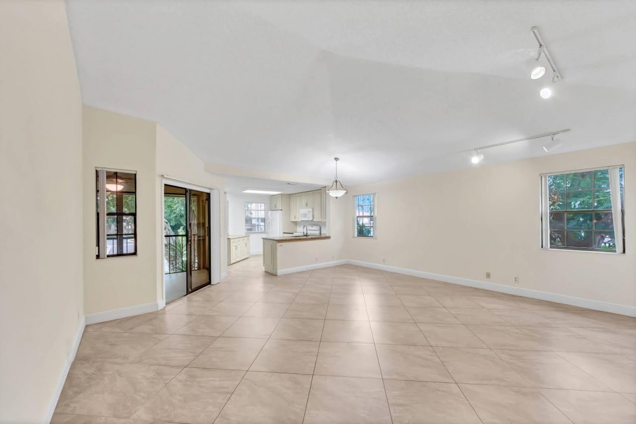 6698 Montego Bay Boulevard, Unit F, Boca Raton, FL 33433 Photo