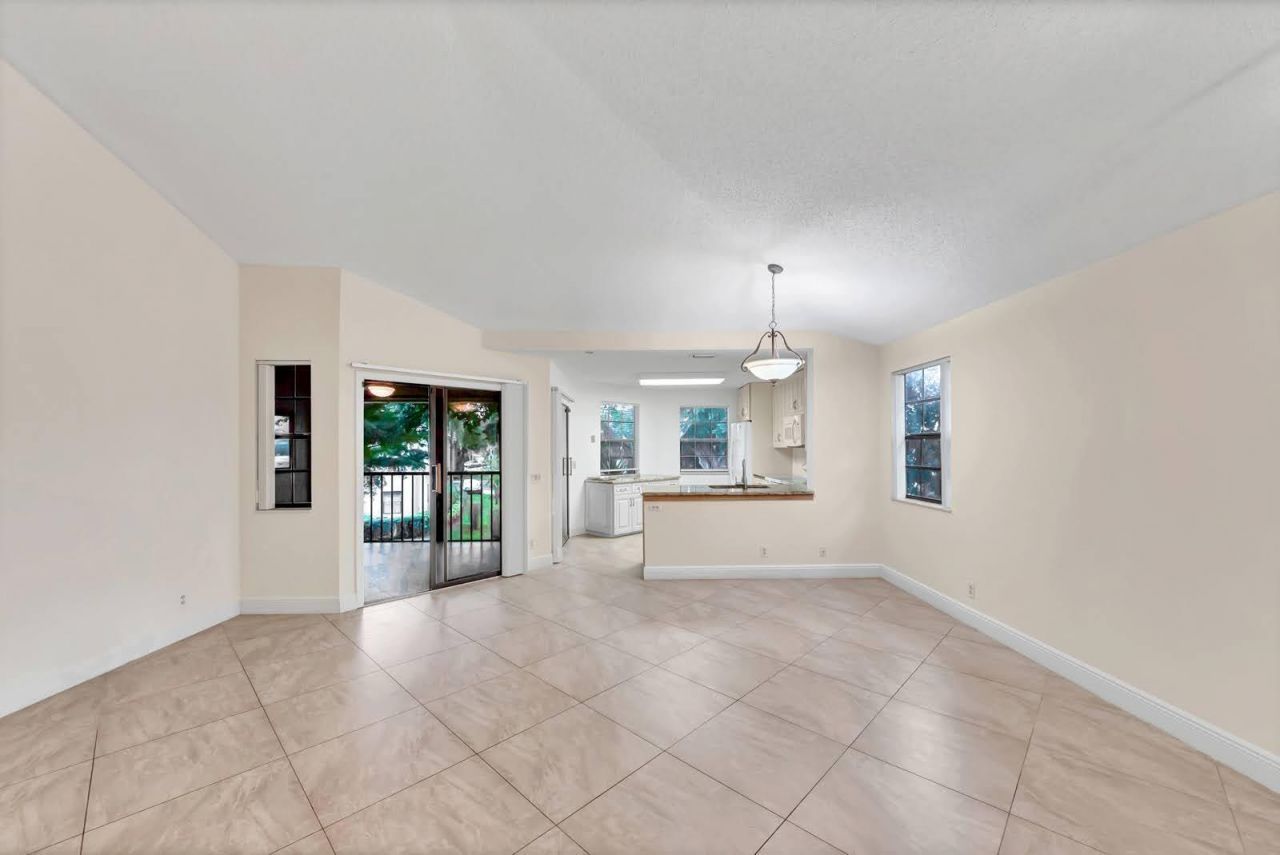 6698 Montego Bay Boulevard, Unit F, Boca Raton, FL 33433 Photo