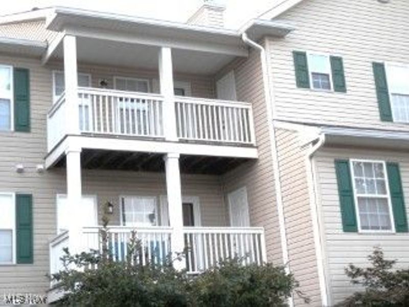 29852 Lenox Drive, Westlake, OH 44145 Photo 2