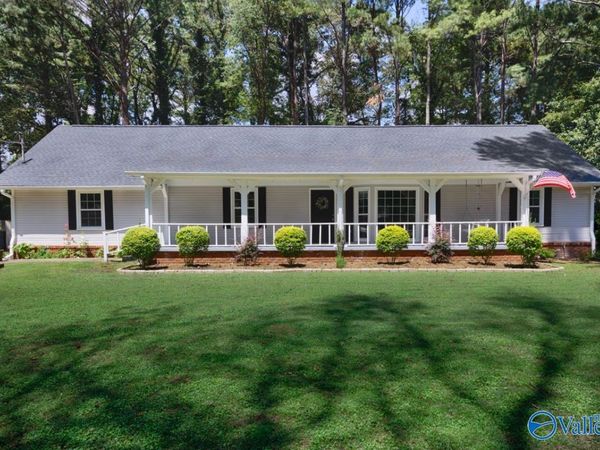 111 Lo Ann Lane, Huntsville, AL 35811