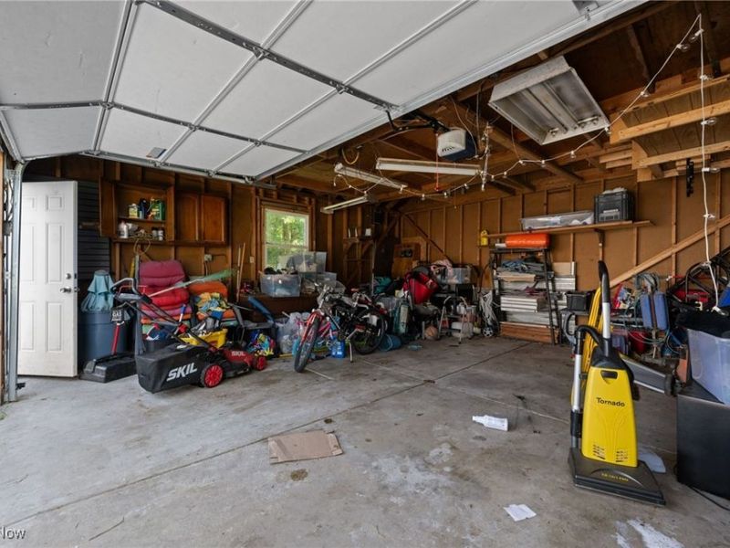 3913 W 227th Street, Fairview Park, OH 44126 Photo 31