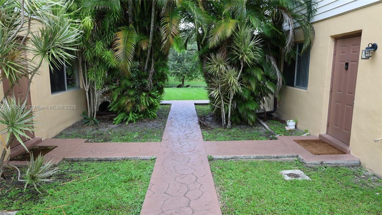 3705 NW 84th Ave, Unit D5, Sunrise, FL 33351 Photo