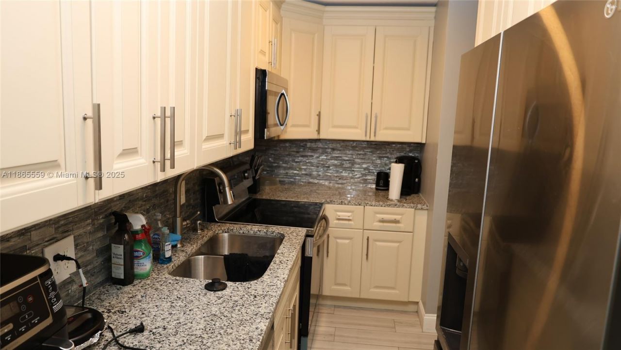 3705 NW 84th Ave, Unit D5, Sunrise, FL 33351 Photo