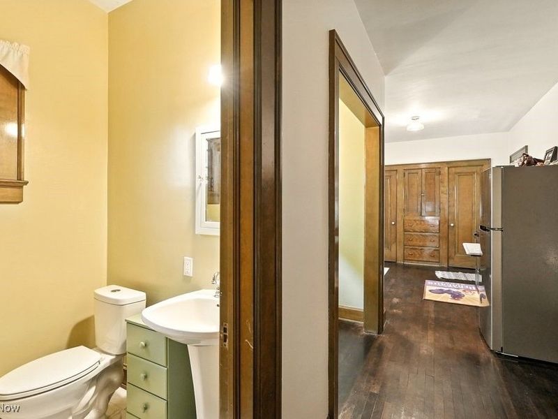 348 N Broadway Street, New Philadelphia, OH 44663 Photo 12