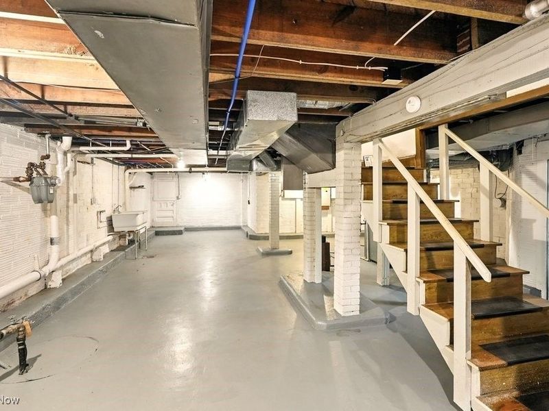 348 N Broadway Street, New Philadelphia, OH 44663 Photo 39