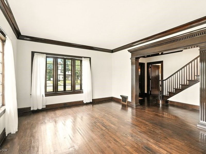 348 N Broadway Street, New Philadelphia, OH 44663 Photo 6