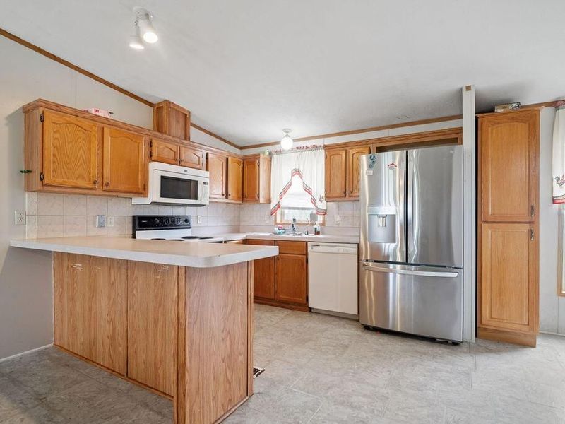 12345 State Route 38 NE, Bloomingburg, OH 43106 Photo 5