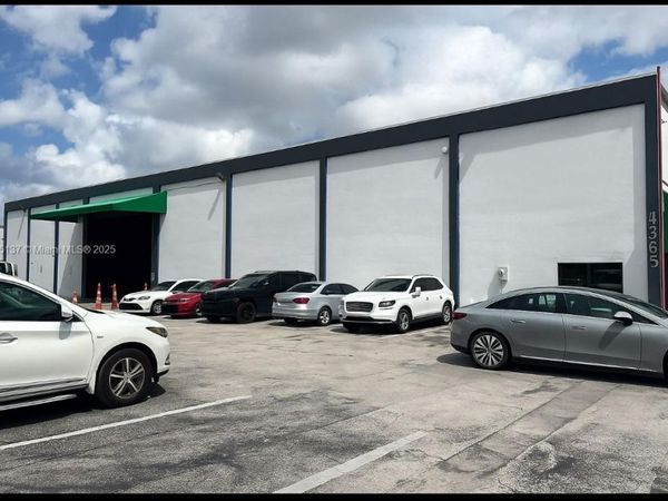 4365 NW 128th St, Opa-Locka, FL 33054