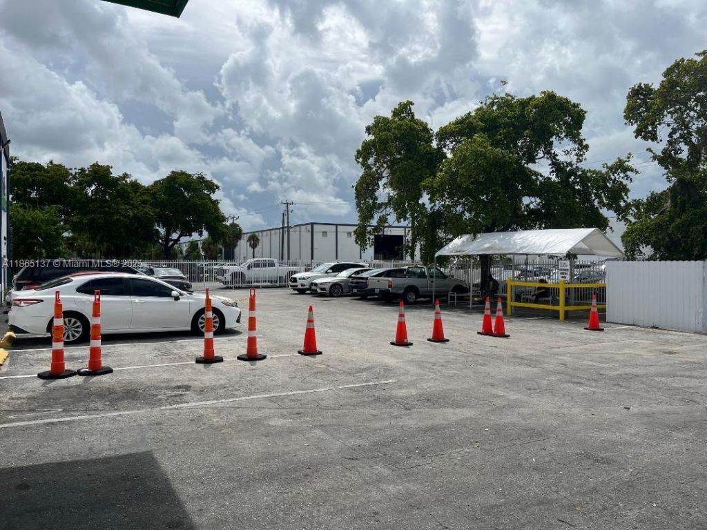 4365 NW 128th St, Opa Locka, FL 33054 Photo