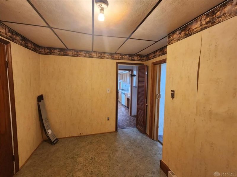 7337 E Lock Road, Lewisburg, OH 45338 Photo 27