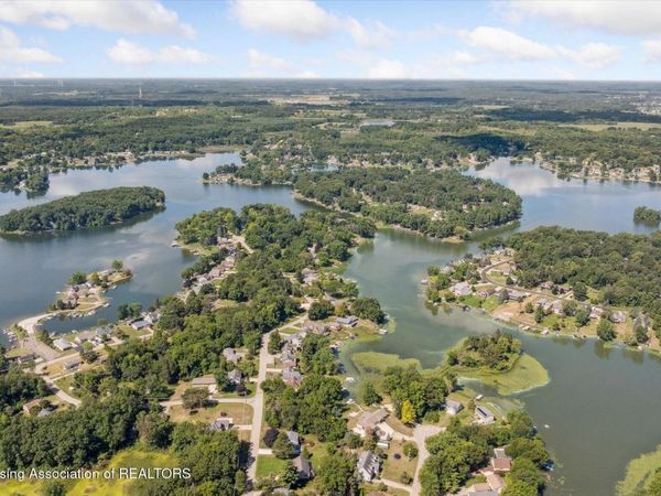 11246 Lemott Circle, Jerome, MI 49249