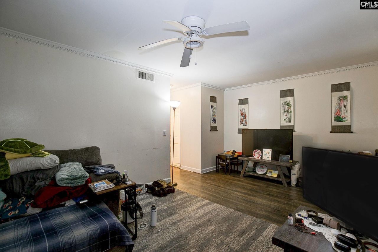 7602 Hunt Club Road Photo 16