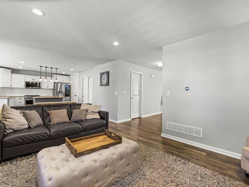 585 Weaver Ridge Drive, Marysville, OH 43040 Photo 10