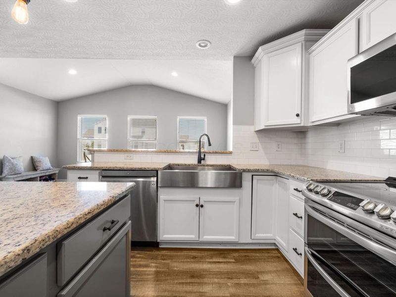 585 Weaver Ridge Drive, Marysville, OH 43040 Photo 16