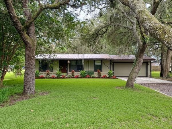 33248 RIDGE MANOR BOULEVARD, DADE CITY, FL 33523