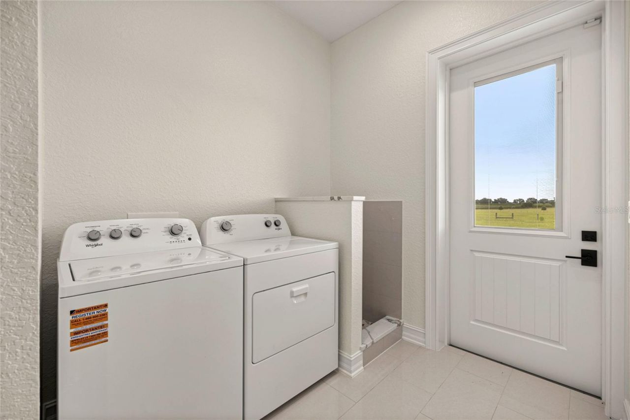21786 NW 27th Street, Morriston, FL 32668 Photo