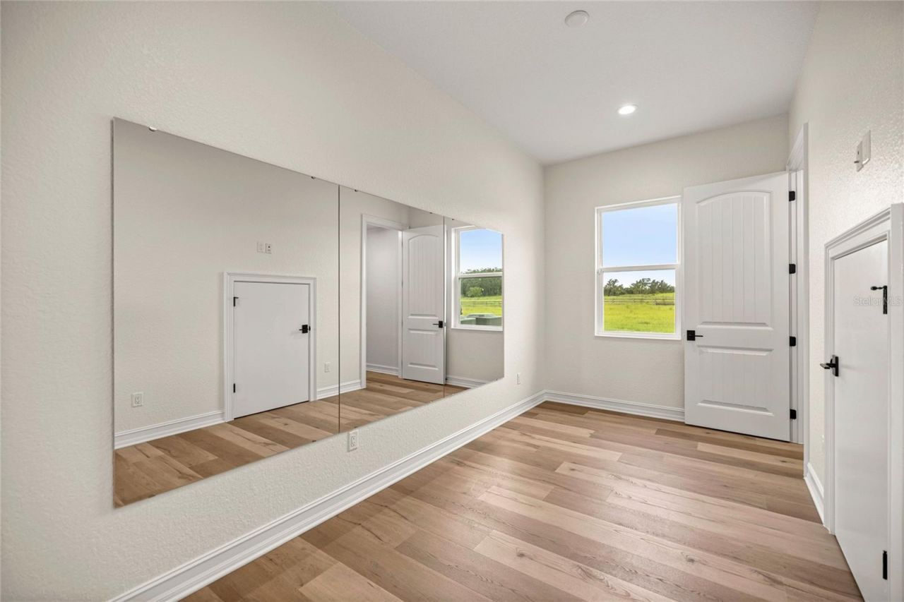 21786 NW 27th Street, Morriston, FL 32668 Photo