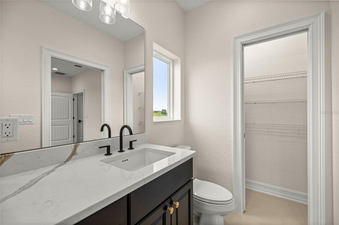 21786 NW 27th Street, Morriston, FL 32668 Photo