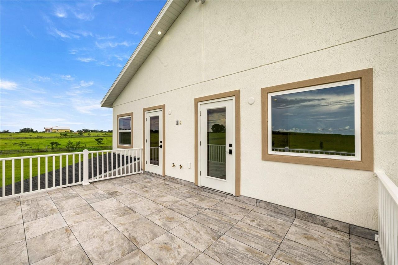 21786 NW 27th Street, Morriston, FL 32668 Photo