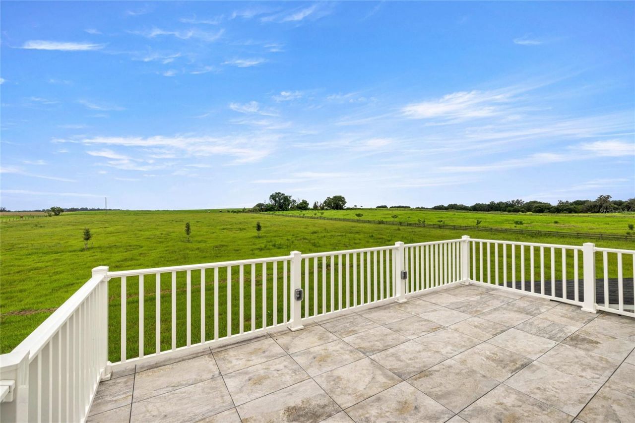 21786 NW 27th Street, Morriston, FL 32668 Photo