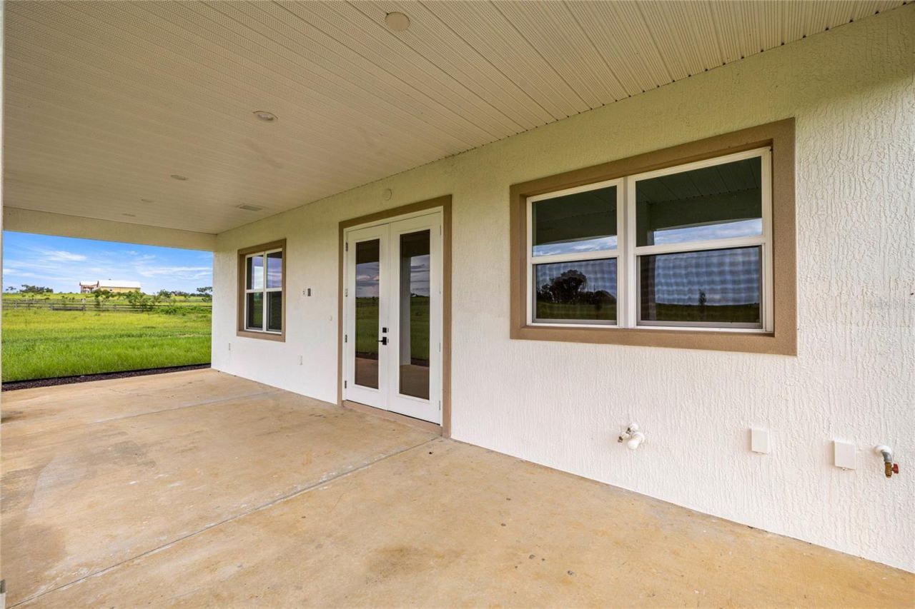 21786 NW 27th Street, Morriston, FL 32668 Photo