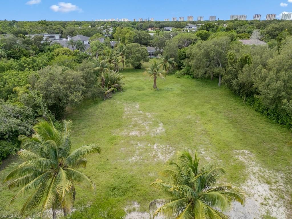 172 Hickory Rd, Naples, FL 34108 Photo