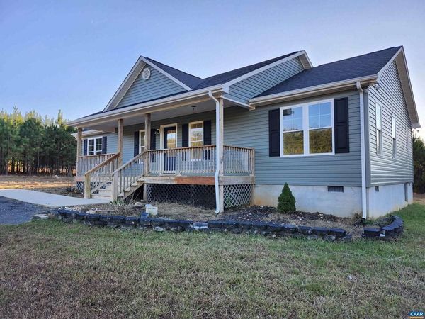 793 CORRECTIONAL CENTER RD, DILLWYN, VA 23936