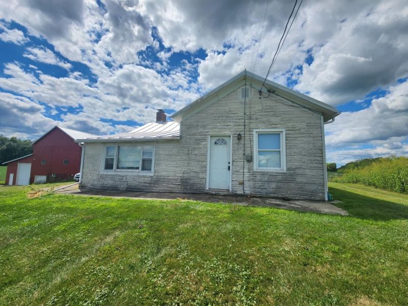 7337 E Lock Road, Lewisburg, OH 45338 Photo 1