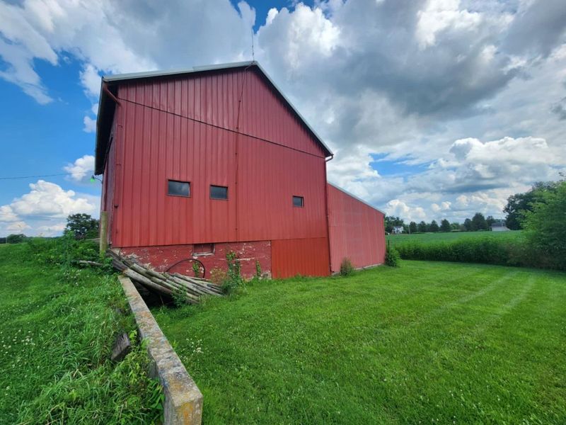 7337 E Lock Road, Lewisburg, OH 45338 Photo 11