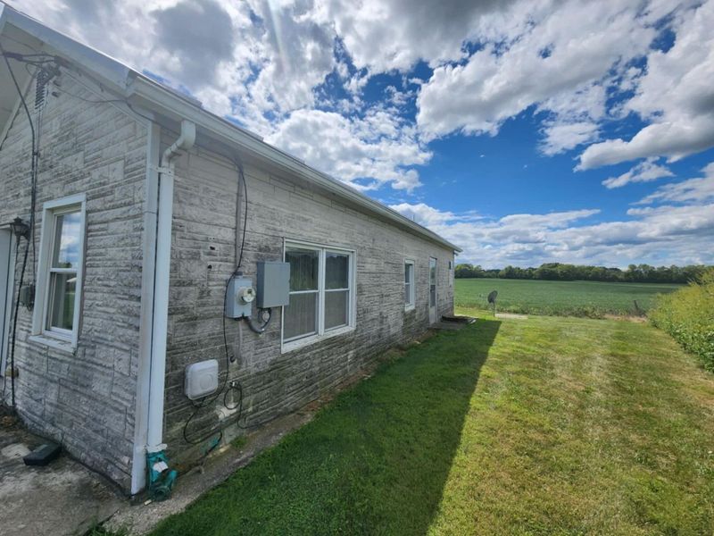 7337 E Lock Road, Lewisburg, OH 45338 Photo 4