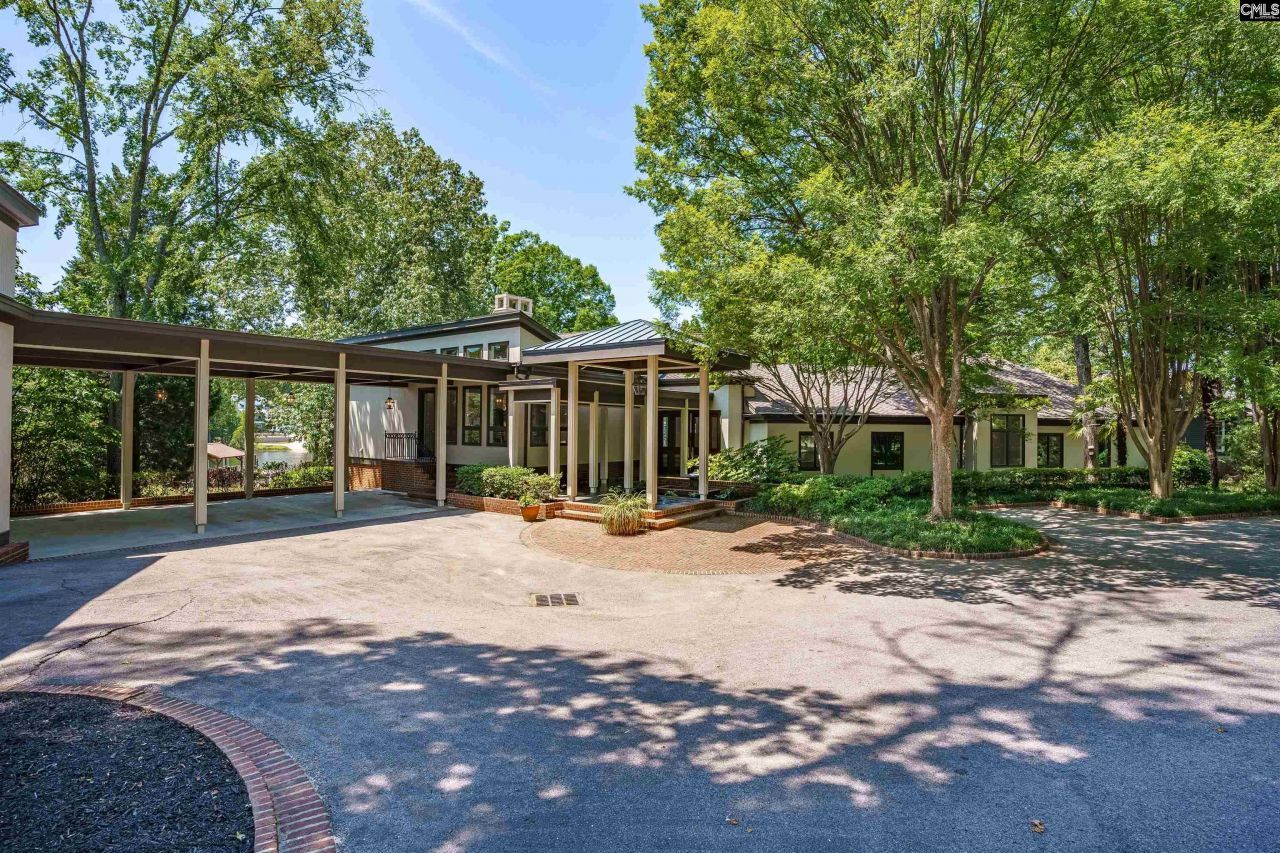 136 Rustic Manor Court Photo 16