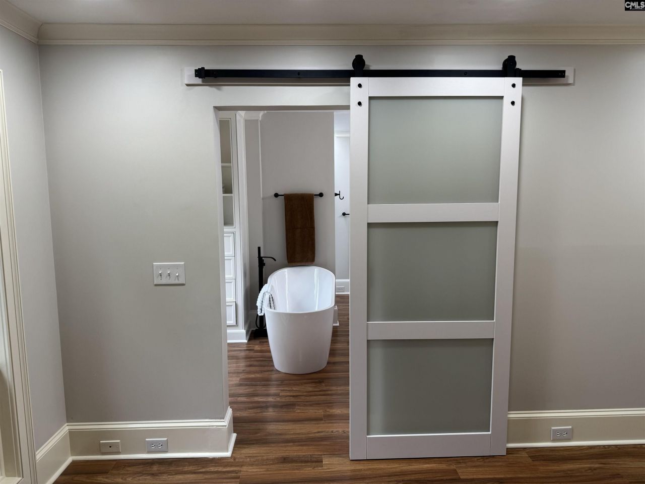 136 Rustic Manor Court Photo 37