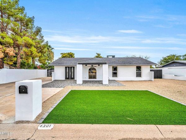 4301 E BLUEFIELD Avenue, Phoenix, AZ 85032