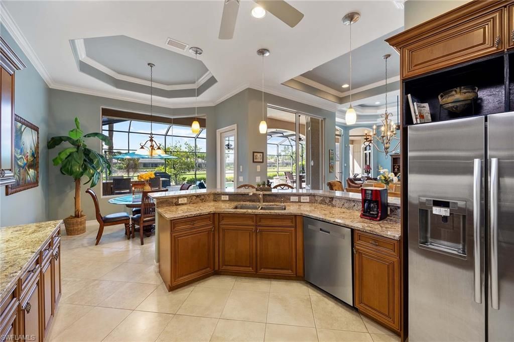 8902 Shenendoah Cir, Naples, FL 34113 Photo